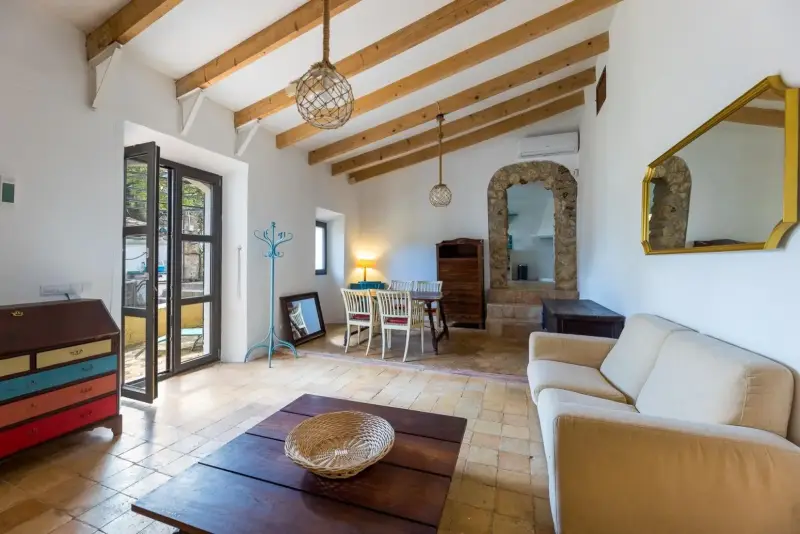 Landgut mit Bewohnbarkeitsbescheinigung, Pool und in der Nähe von Palma zu verkaufen, Foto 2